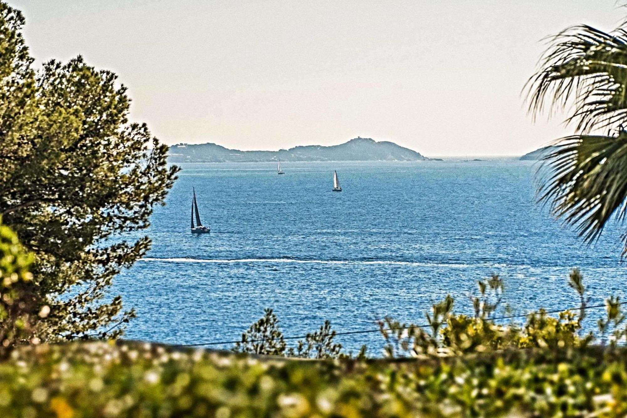 Logement Vue Mer Splendide - Situe A 50 Metres Du Bord De Mer Et 2 Minutes Des Plages - Bandolina Dış mekan fotoğraf